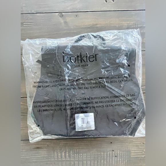 Botkier New York Trigger Backpack. New with tags. Super stylish! - Picture 9 of 9